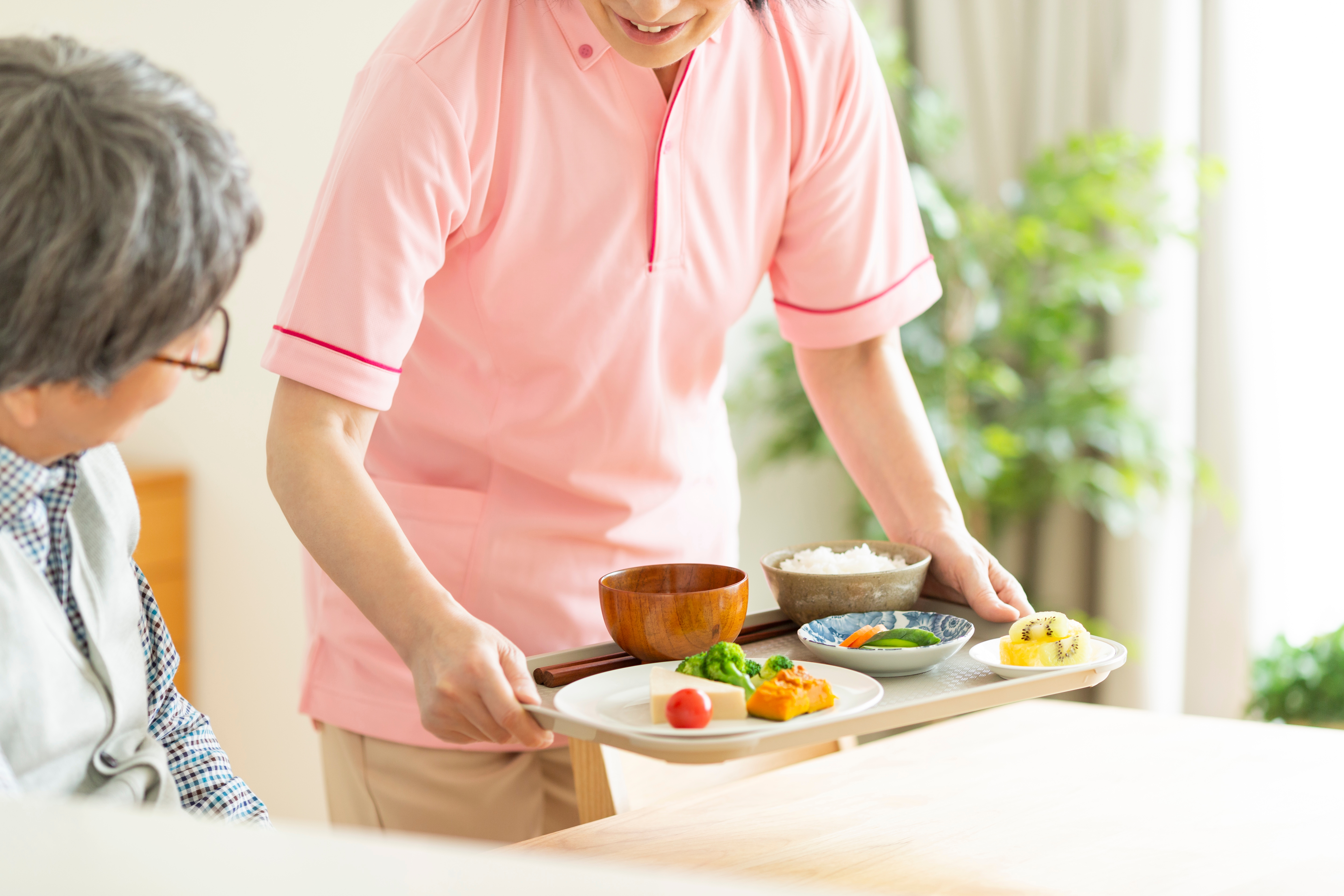 食事のケアをする様子
